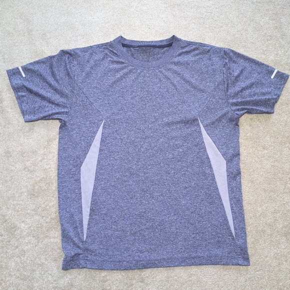Reebok Activewear Shirt / Reebok Dri Fit Top - Picture 1 of 7